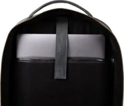 NEGOTIA Alpha - Leren Laptop Rugzak Dames En Heren - Leren Rugtas - 100% Luxe Top-Grain Leer - Zwart 14 NEGOTIA Alpha - Leren Laptop Rugzak Dames En Heren - Leren Rugtas - 100% Luxe Top-Grain Leer - Zwart -Tas Kortingswinkel 1200x1025