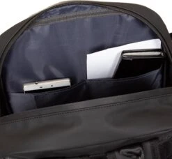 New Rebels® Harper - Rugtas - Zwart - Waterbestendig - 9L - 28x8x38cm - Rugzak / Backpack 36 New Rebels® Harper - Rugtas - Zwart - Waterbestendig - 9L - 28x8x38cm - Rugzak / Backpack -Tas Kortingswinkel 1200x1106