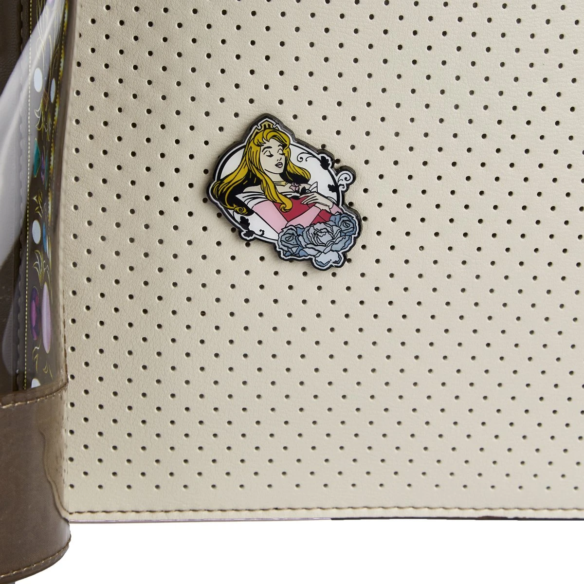 FUNKO Loungefly: Disney - Doornroosje Pin Collector Rugzak 8 FUNKO Loungefly: Disney - Doornroosje Pin Collector Rugzak - Afbeelding 6