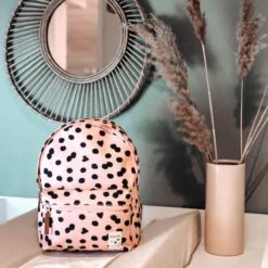 Kidzroom Lucky Me - Rugzak - 2 T/m 6 Jaar - Roze - Stippen 19 Kidzroom Lucky Me - Rugzak - 2 T/m 6 Jaar - Roze - Stippen -Tas Kortingswinkel 1200x1200 1155