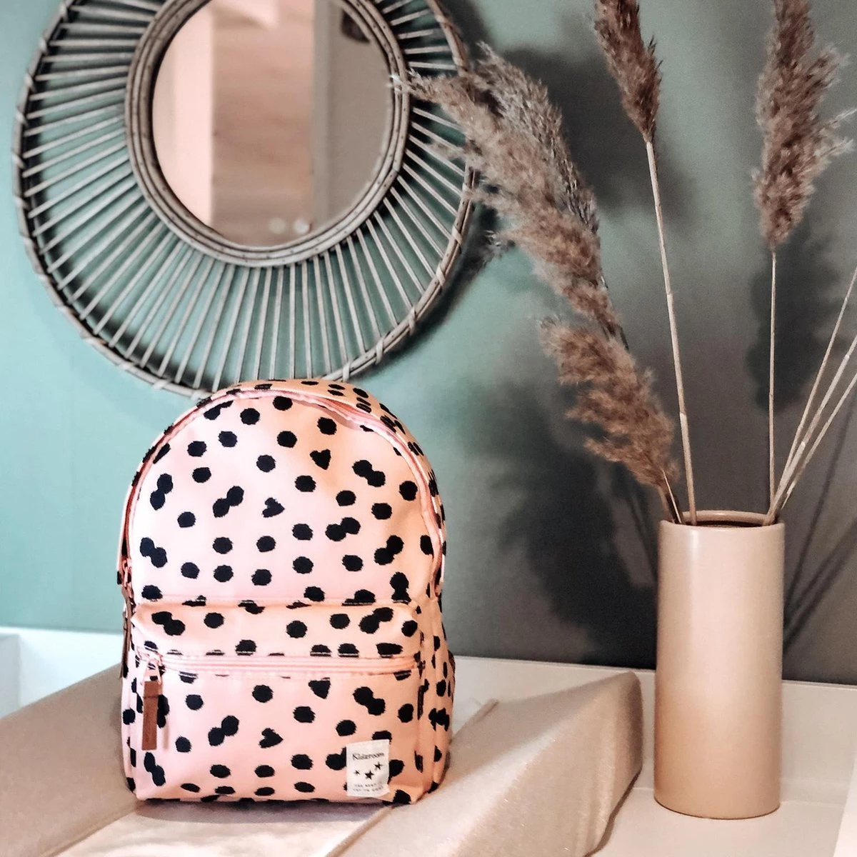 Kidzroom Lucky Me - Rugzak - 2 T/m 6 Jaar - Roze - Stippen 9 Kidzroom Lucky Me - Rugzak - 2 T/m 6 Jaar - Roze - Stippen - Afbeelding 7