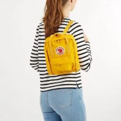 Fjallraven Fjällräven Kånken Mini Unisex Rugzak - Warm Yellow -Tas Kortingswinkel 1200x1200 1222
