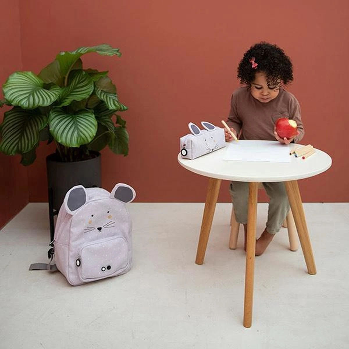 Trixie Kinderrugzak / Rugzak / Schooltas - Rugtas - 3 Liter - Katoen - Paars 5 Trixie Kinderrugzak / Rugzak / Schooltas - Rugtas - 3 Liter - Katoen - Paars - Afbeelding 3