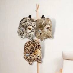 Good Lifehacks Kindertas - Rugzak - Meisje & Jongen - Schooltas - Reistas Kinderwagen - Knuffel Sinterklaas - Speenknuffel - Giraffe 11 Good Lifehacks Kindertas - Rugzak - Meisje & Jongen - Schooltas - Reistas Kinderwagen - Knuffel Sinterklaas - Speenknuffel - Giraffe -Tas Kortingswinkel 1200x1200 1253