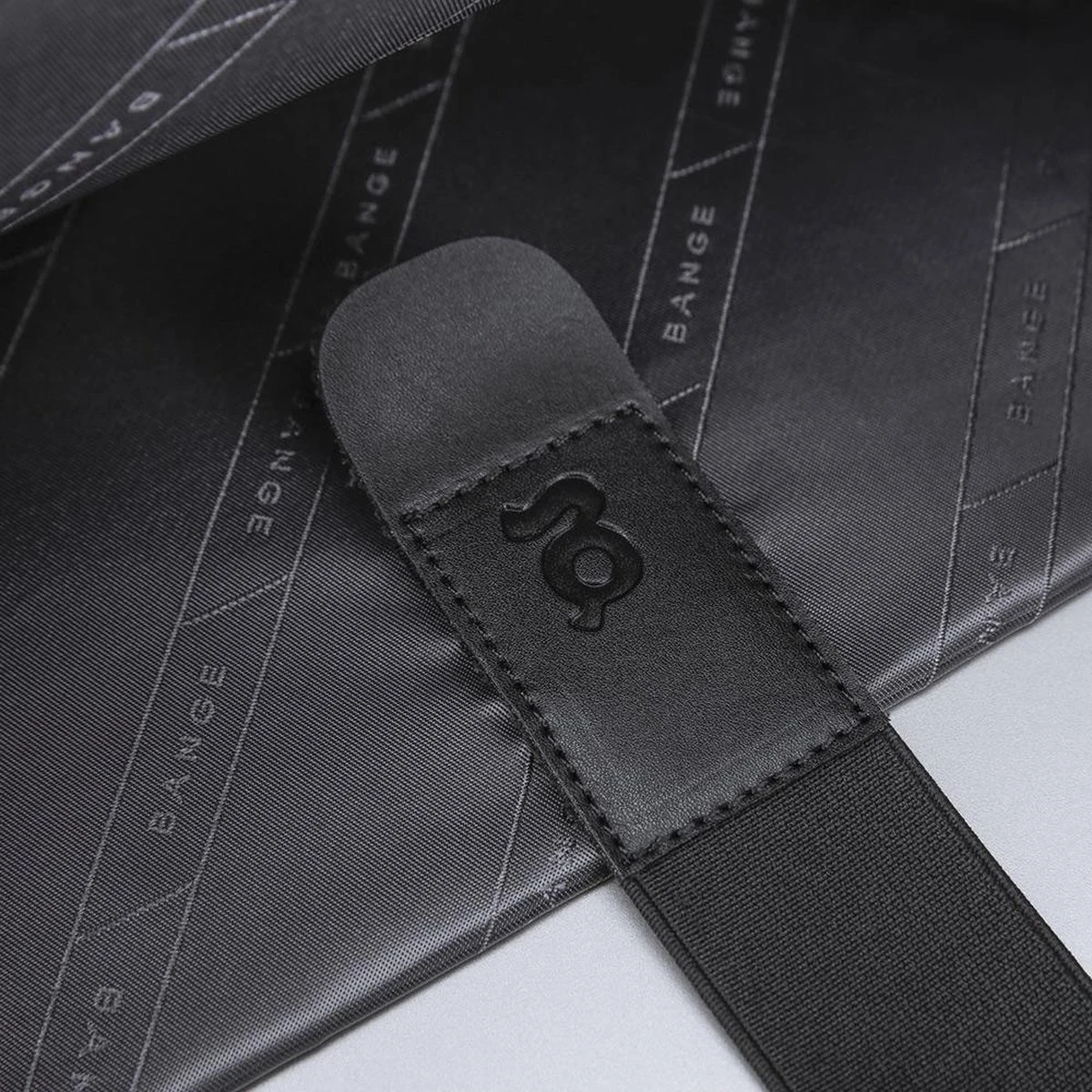 Bange Rugzak - 15,6 Inch Laptop Vak - Multifunctioneel - Comfort - Incl. Smart Thermosfles 21 Bange Rugzak - 15,6 Inch Laptop Vak - Multifunctioneel - Comfort - Incl. Smart Thermosfles - Afbeelding 19