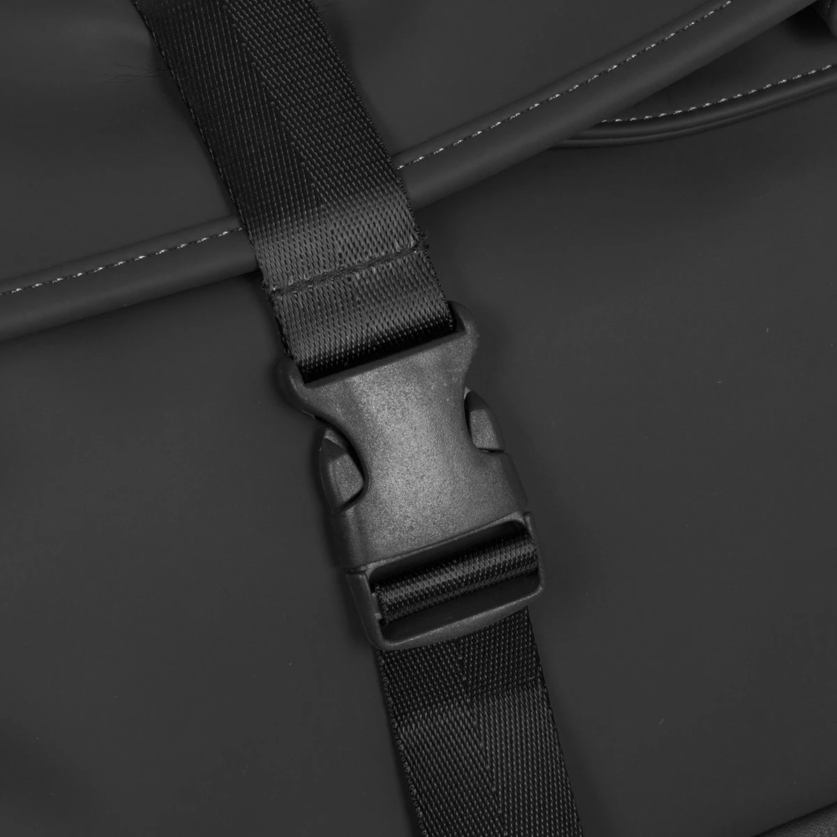 New Rebels® William - Rugtas - Zwart - Waterafstotend - 15.6151413121087 - 16L - 28x13x43cm - Rugzak / Backpack 9 New Rebels® William - Rugtas - Zwart - Waterafstotend - 15.6151413121087 - 16L - 28x13x43cm - Rugzak / Backpack - Afbeelding 7