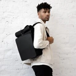 Kapten & Son Lund Pro Rugzak 16 Inch All Black -Tas Kortingswinkel 1200x1200 556