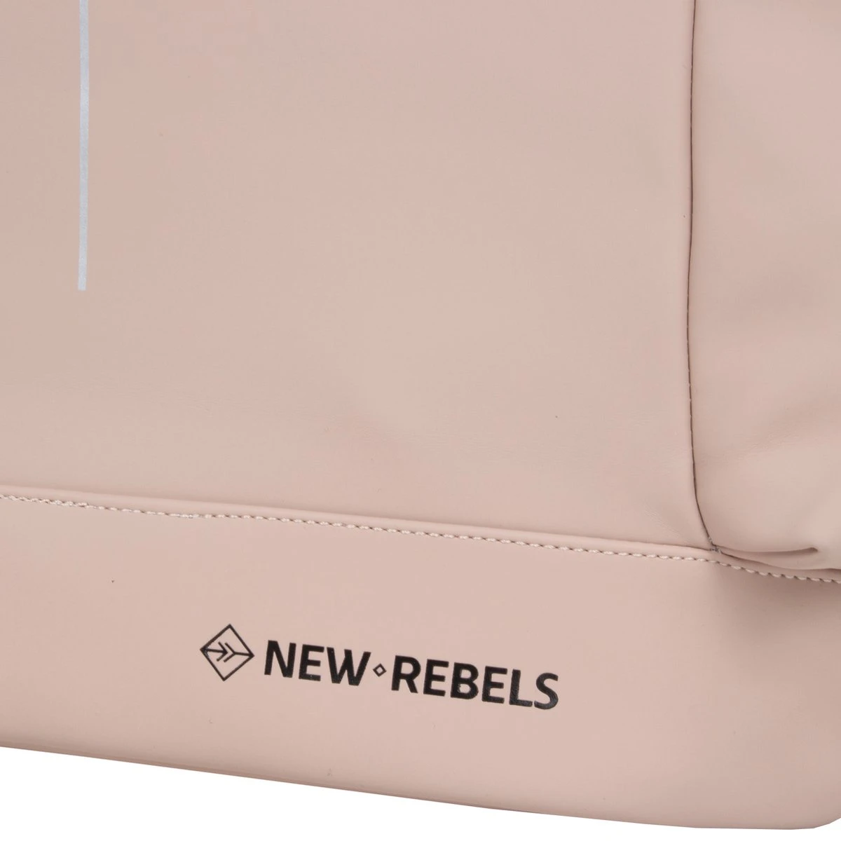 New Rebels® William - Rugtas - Roze - Waterafstotend - 15.6151413121087 - 28x15x43cm - Rugzak / Backpack 11 New Rebels® William - Rugtas - Roze - Waterafstotend - 15.6151413121087 - 28x15x43cm - Rugzak / Backpack - Afbeelding 9