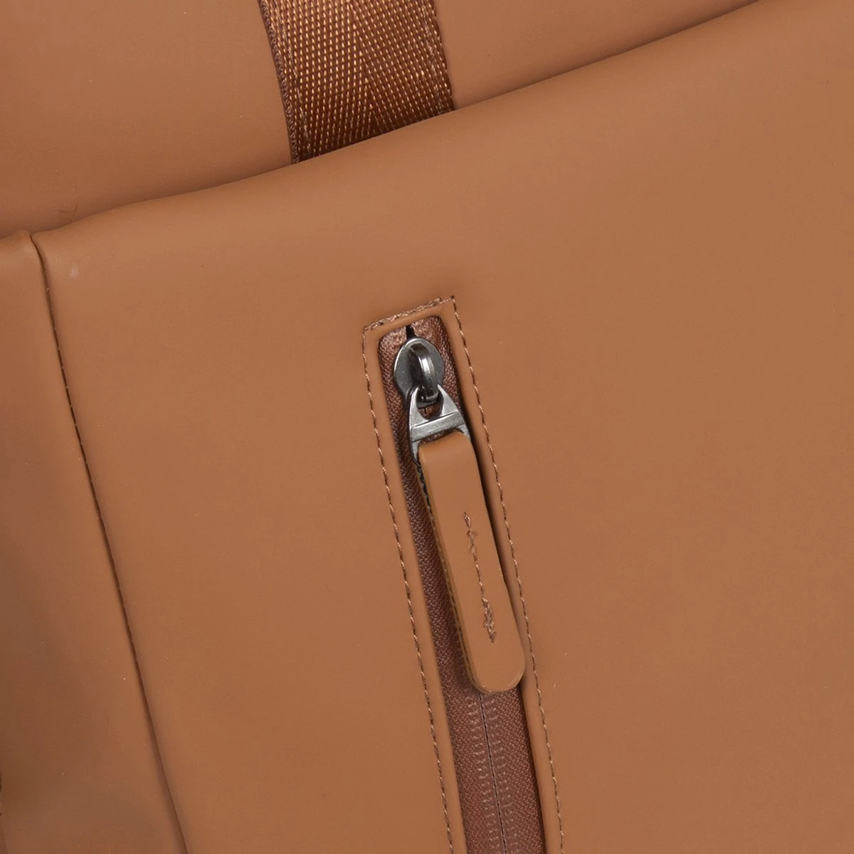 New Rebels® William - Rugtas - Bruin - Waterafstotend - 15.6151413121087 - 20L - 28x16x44cm - Rugzak / Backpack 11 New Rebels® William - Rugtas - Bruin - Waterafstotend - 15.6151413121087 - 20L - 28x16x44cm - Rugzak / Backpack - Afbeelding 9