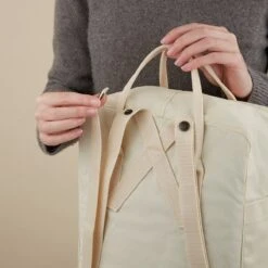 Fjallraven Fjällräven Kånken Unisex Rugzak - Light Oak 30 Fjallraven Fjällräven Kånken Unisex Rugzak - Light Oak -Tas Kortingswinkel 1200x1200 864