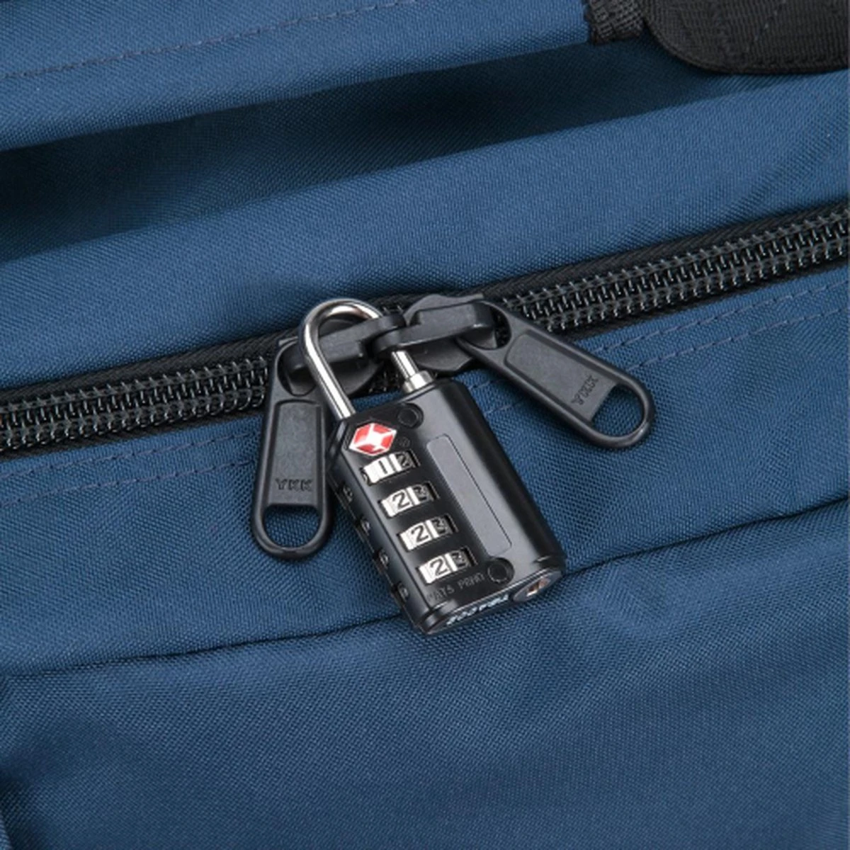 Cabin Zero Reistas / Weekendtas - 51 X 36 X 19 Cm - 44 Liter - Classic - Blauw 7 Cabin Zero Reistas / Weekendtas - 51 X 36 X 19 Cm - 44 Liter - Classic - Blauw - Afbeelding 5