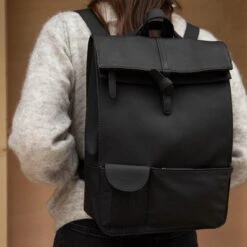 Violet Hamden Essential Bag Dames LaptoptasRugzak Kunststof - Zwart -Tas Kortingswinkel 1200x1200 947