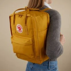Fjallraven Kånken Laptoprugzak 15 Inch - Ochre -Tas Kortingswinkel 1200x1200 974