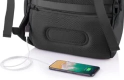 XD Design Bobby Soft - Anti-Diefstal Rugzak 16 Liter - Zwart -Tas Kortingswinkel 1200x776 2