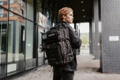 LAYSTON. - 45L Sport School Werk Rugtas - Sport Rugzak - Tactical Backpack - Waterafstotend - Camo Groen -Tas Kortingswinkel 1200x800 24