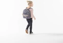 Kidzroom Fearless Grey Kinderrugzak - 6,4 L - Grijs -Tas Kortingswinkel 1200x819