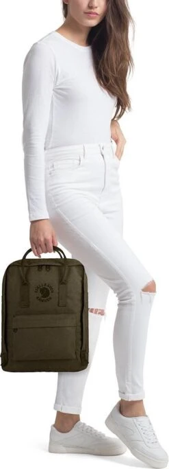 Fjallraven Fjällräven Re-Kånken Unisex Rugzak - Dark Olive -Tas Kortingswinkel 434x1200