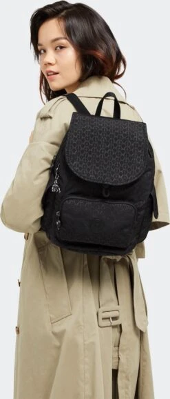 Kipling CITY PACK S Rugzak, 13 Liter - Signature Emb -Tas Kortingswinkel 513x1200