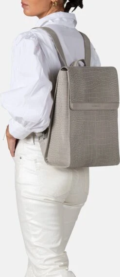 Burkely Casual Cayla Dames Rugtas 14" - Licht Grijs -Tas Kortingswinkel 521x1200