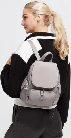 Kipling CITY PACK MINI Rugzak, 9 Liter - Grey Gris -Tas Kortingswinkel 617x1200