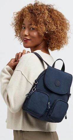 Kipling FIREFLY UP Rugzak, 7.5 Liter -Blue Bleu 2 29 Kipling FIREFLY UP Rugzak, 7.5 Liter -Blue Bleu 2 -Tas Kortingswinkel 630x1200 1