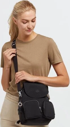 Kipling FIREFLY UP Rugzak, 7.5 Liter - Black Noir 21 Kipling FIREFLY UP Rugzak, 7.5 Liter - Black Noir -Tas Kortingswinkel 666x1200 1