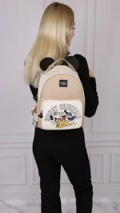 DISNEY Mickey Mouse And Friends - Beige Rugzak Met Reliëf En Een Handvat -Tas Kortingswinkel 676x1200