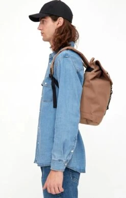 Lefrik Scout Laptop Rugzak - Eco Friendly - Recycled Materiaal - 14 Inch - Camel 12 Lefrik Scout Laptop Rugzak - Eco Friendly - Recycled Materiaal - 14 Inch - Camel -Tas Kortingswinkel 767x1200 3