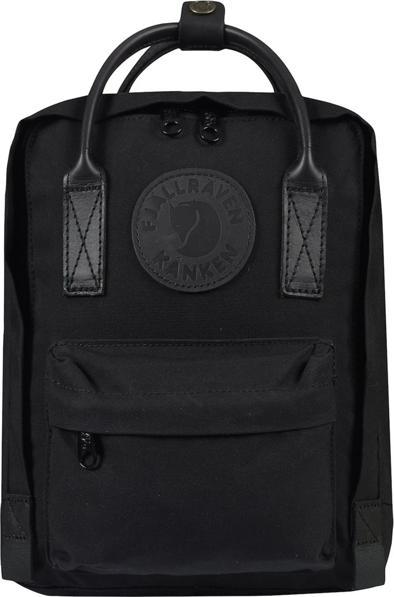 Fjallraven Fjällräven Kånken No. 2 Black Mini Unisex Rugzak - Black 3 Fjallraven Fjällräven Kånken No. 2 Black Mini Unisex Rugzak - Black