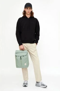 Lefrik Scout Laptop Rugzak - Eco Friendly - Recycled Materiaal - 14 Inch - New Sage 12 Lefrik Scout Laptop Rugzak - Eco Friendly - Recycled Materiaal - 14 Inch - New Sage -Tas Kortingswinkel 800x1200 51