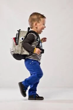 Pick & Pack Shark Shape Kinderrugzak - Grey 40 Pick & Pack Shark Shape Kinderrugzak - Grey -Tas Kortingswinkel 800x1200 97