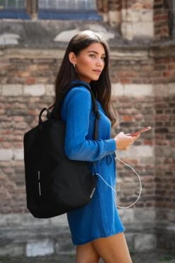 XD Design Bobby Soft - Anti-Diefstal Rugzak 16 Liter - Zwart -Tas Kortingswinkel 801x1200 14