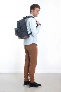 Eastpak WYOMING Rugzak, 24 Liter - Black Denim 23 Eastpak WYOMING Rugzak, 24 Liter - Black Denim -Tas Kortingswinkel 801x1200 35