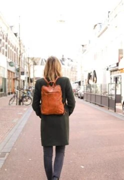 Bear Design Cow Lavato - Leren Rugtas - Cognac -Tas Kortingswinkel 825x1200 7