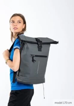 New Rebels® Mart - Rugtas - Grijs - Waterbestendig - Roll-top - 15.6151413121087 - 35x10x46cm - Rugzak / Backpack -Tas Kortingswinkel 839x1200 1