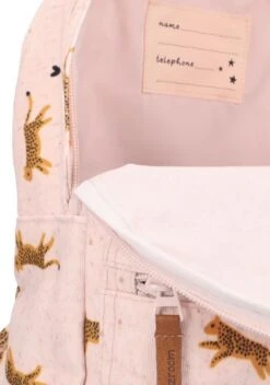 Kidzroom Hug Me - Rugzak - 2 T/m 6 Jaar - Roze - Luipaard 22 Kidzroom Hug Me - Rugzak - 2 T/m 6 Jaar - Roze - Luipaard -Tas Kortingswinkel 841x1200 11