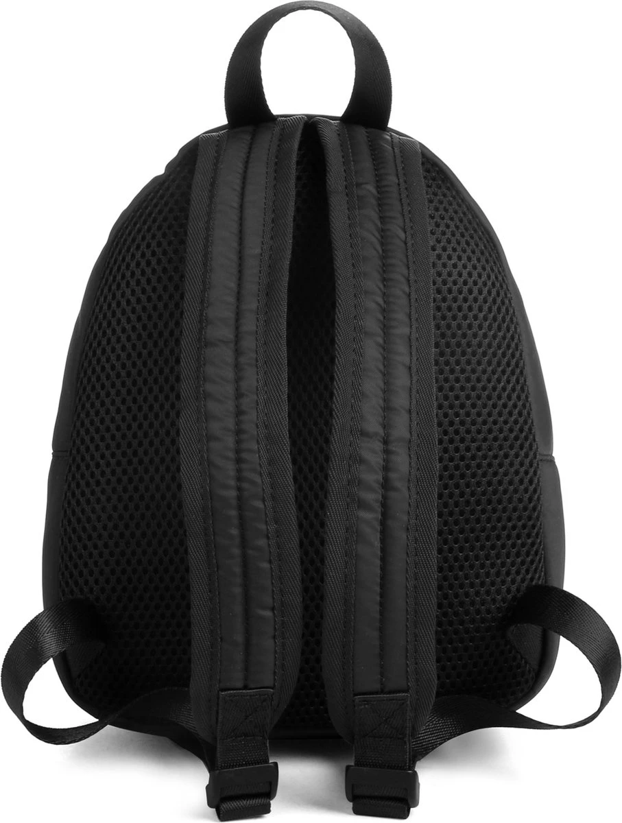 YLX Zinnia Backpack - Zwart. Mini Rugzak - Recycled Rpet Materiaal - Gerecycled Nylon - Eco-friendly. Mini Backpack - Volwassenen - Tieners - Vrouwen 4 YLX Zinnia Backpack - Zwart. Mini Rugzak - Recycled Rpet Materiaal - Gerecycled Nylon - Eco-friendly. Mini Backpack - Volwassenen - Tieners - Vrouwen - Afbeelding 2